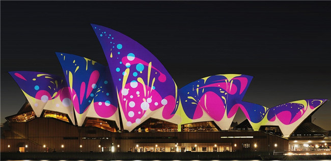裸眼3d投影下的悉尼歌剧院
